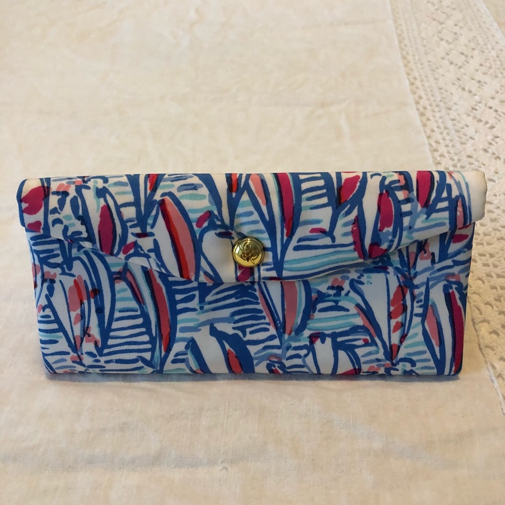 Lilly Pulitzer sunglasses case!!